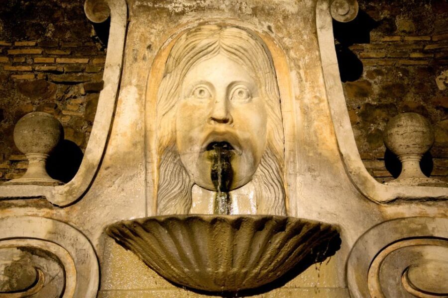Dark Heart of Rome - Facts, Legend & Mystery Walking Tour - Exploring Rome by Night: The Itinerary and Atmosphere