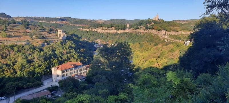 Day tour from Sofia to the former capital Veliko Tarnovo - Exploring Tsarevets Fortress: The Heart of Veliko Tarnovo