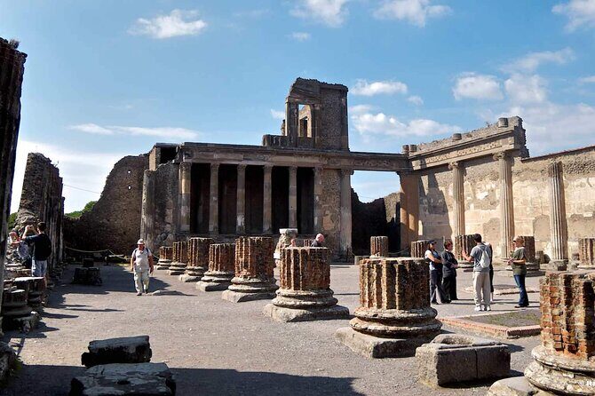 Day tour Naples Vesuvio Pompei - Authenticity and Value