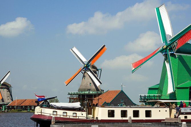 Day Trip from Amsterdam to Zaanse Schans Windmills and Volendam - A Closer Look at the Itinerary: What You Can Expect
