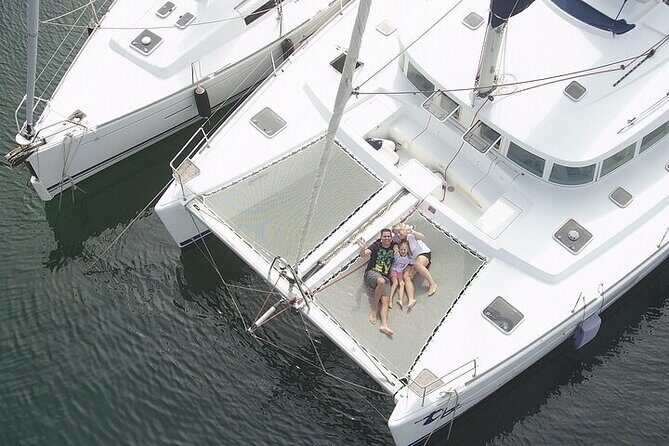 Day trip on a sailing catamaran in Sardinia - FAQ