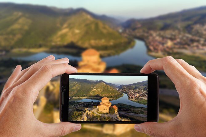 Day Trip to Mtskheta Gori and Uplistsikhe - First Stop: Uplistsikhe Cave Town