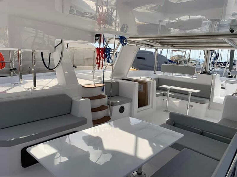 Departure from BRUSC: Half-day catamaran cruise - The Experience in Detail