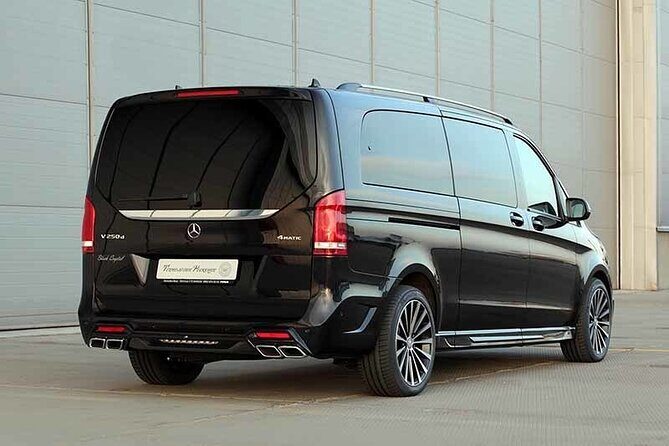 Departure Private Transfer from Ghent City to Brussels Airport by Luxury Van - Why Choose a Private Transfer?