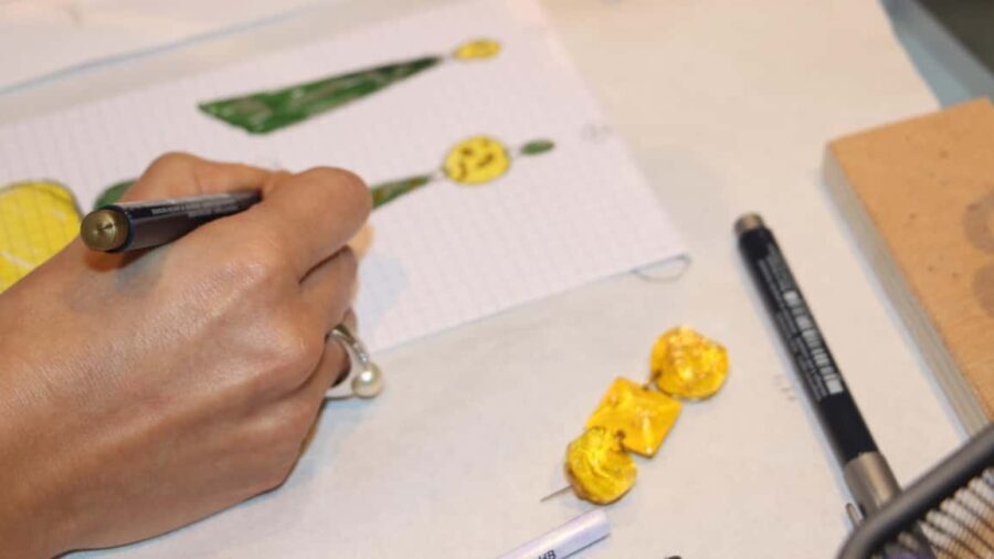 Design Luxury Jewelry in le Marais, in the heart of Paris! - The Experience Breakdown