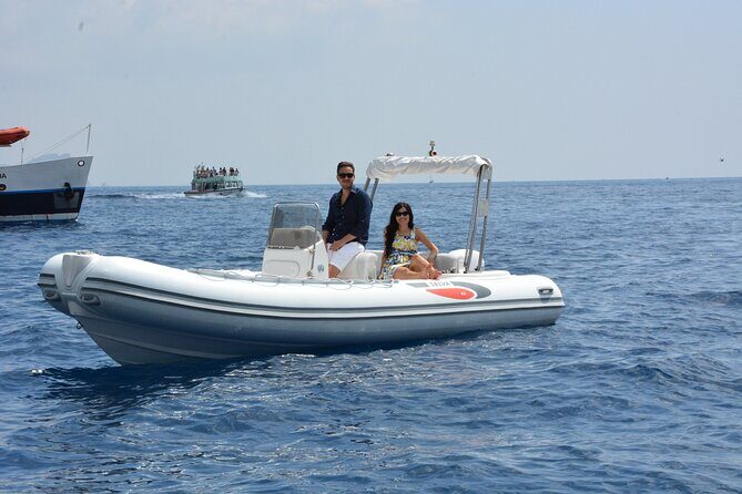 Dinghy rental on the Amalfi Coast without a license - Practicalities: Pricing, Safety, and Additional Costs