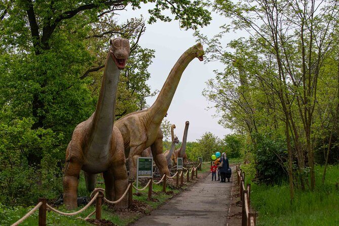 Dinosaurus amusement park - best dino experience in Prague - Who Is This Experience Best For?