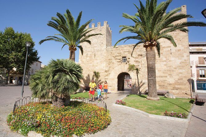 Discover Alcudia old town on a private walking tour - Authentic Experiences from Reviewers