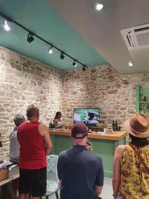Discover the world of Extra Virgin Olive Oil - Is This Tour Worth It? Analyzing the Value