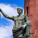 Discover Turin between art and wine tastings - Stop 1: Porta Palatina