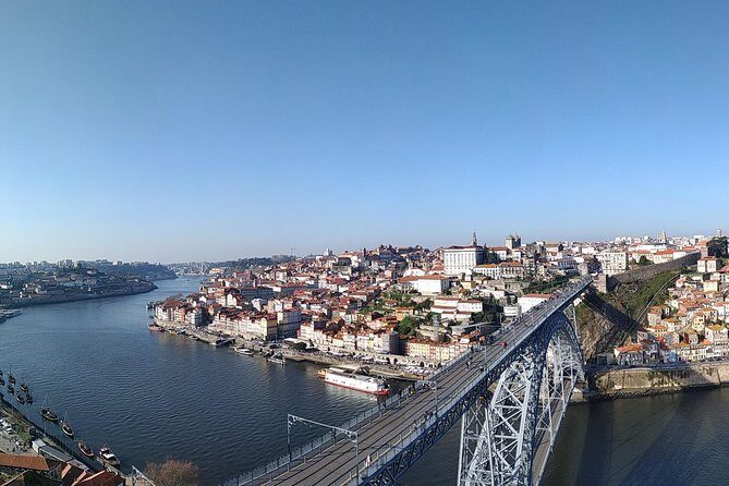Discovering Porto in an eco-friendly vehicle - The Transport and Overall Experience