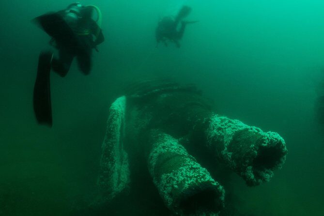 Dive the U-boat 1277, the most iconic dive in Portugal? - An In-Depth Look at the U-boat 1277 Tour