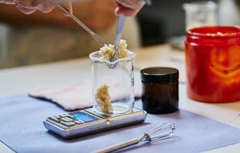 DIY organic plants cosmetics Workshop - Who Will Love This?