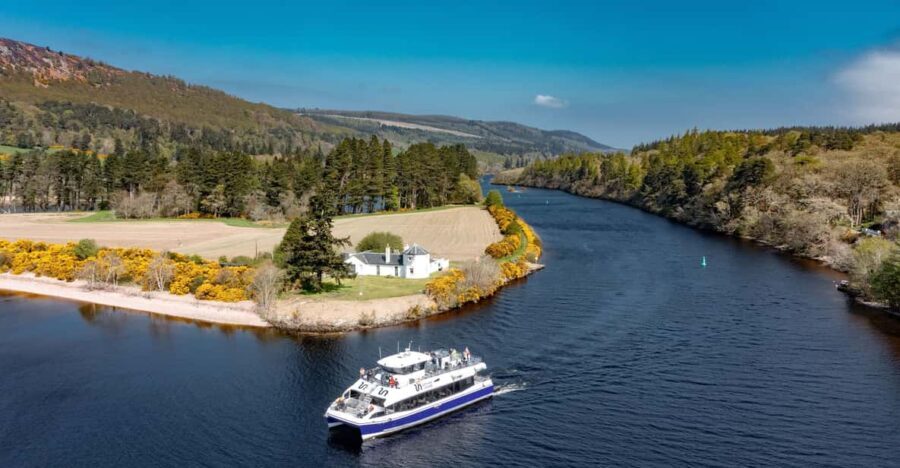 Dochgarroch: Caledonian Canal and Loch Ness 50min Cruise - Who Would Love This Tour?
