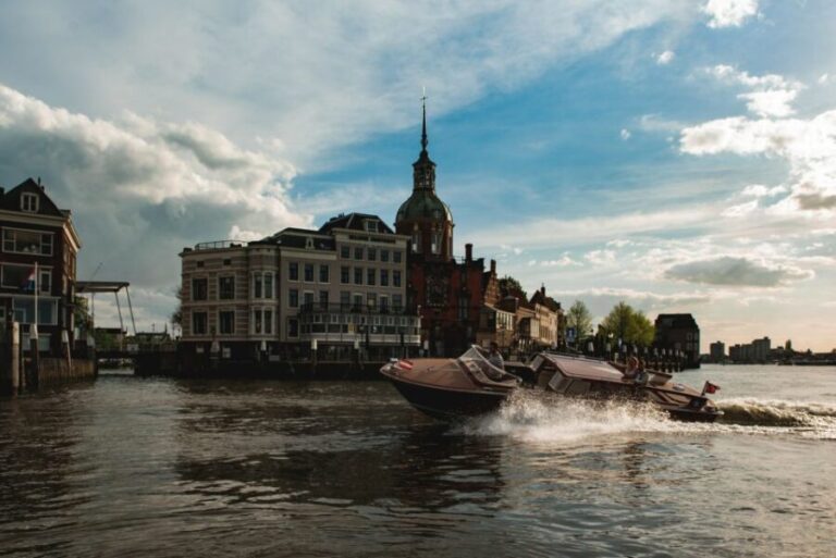 Dordrecht: City Walking Tour with Boat Ride - Practical Details and Value