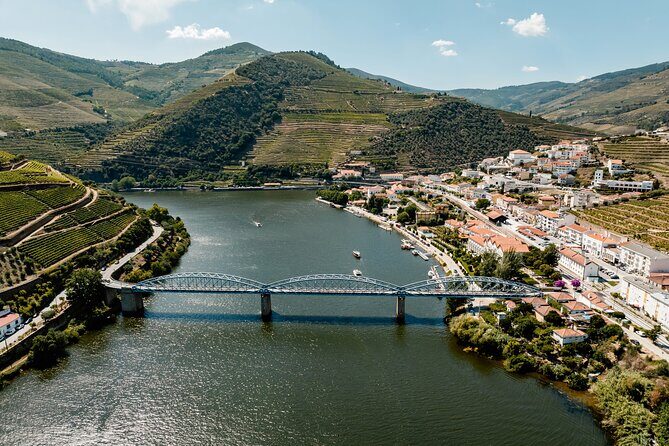 Douro Experience - Boat and Train Ride - Lunch and Wine Tasting - All Included - The Sum Up