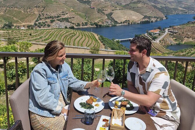 Douro Valley-Private Experience-Specialized Guide, Lunch, Boat,wineries,tastings - What’s Included – A Closer Look