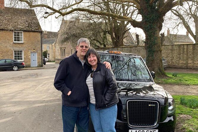Downton Abbey and Castle Taxi Tour from London with Hotel Pickup - The Transport and Guide Experience
