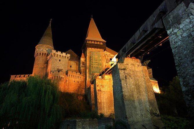 Dracula beyond the legend: 8-day private tour in Transilvania - Authentic Medieval Villages and Folklore