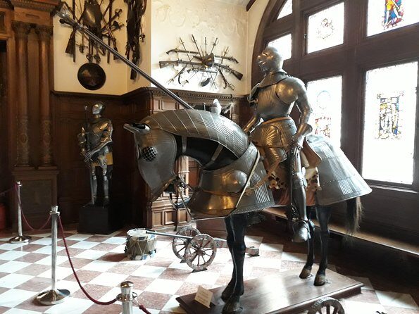 Dracula's Castle & Peles Palace Tour from Bucharest Including Brasov Old Town - The Itinerary in Detail