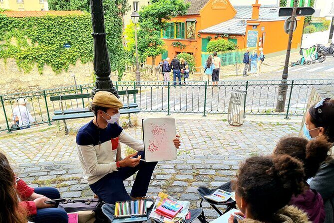 Drawing workshop / creative notebook during an unusual walk in Montmartre - The Itinerary: From Artistic Roots to Panoramic Views