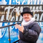 Dresden: Christmas Sightseeing Tour with a 'Pflaumentoffel' - Visiting the Christmas Markets