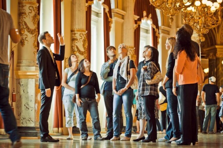 Dresden: Semperoper Guided Tour for Families - A Closer Look at the Semperoper Guided Tour