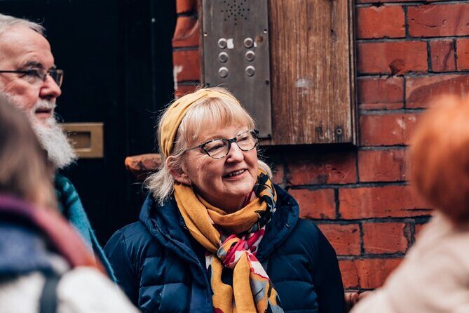 Dublin Storytelling Pub Tour - 3 stops, drinks & local snacks - Stop 1: Powerscourt Townhouse Centre