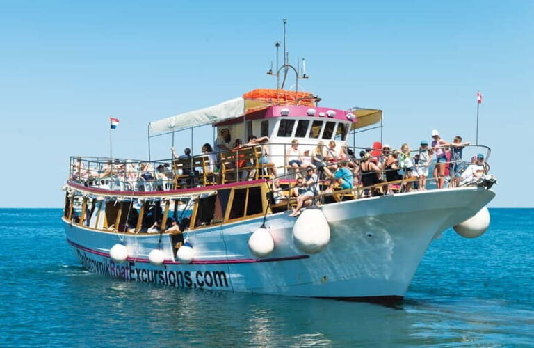 Dubrovnik: 3 Islands Fun Boat Trip with Drinks (FR, ES, EN) - Onboard Experience: Food, Drinks, and Atmosphere