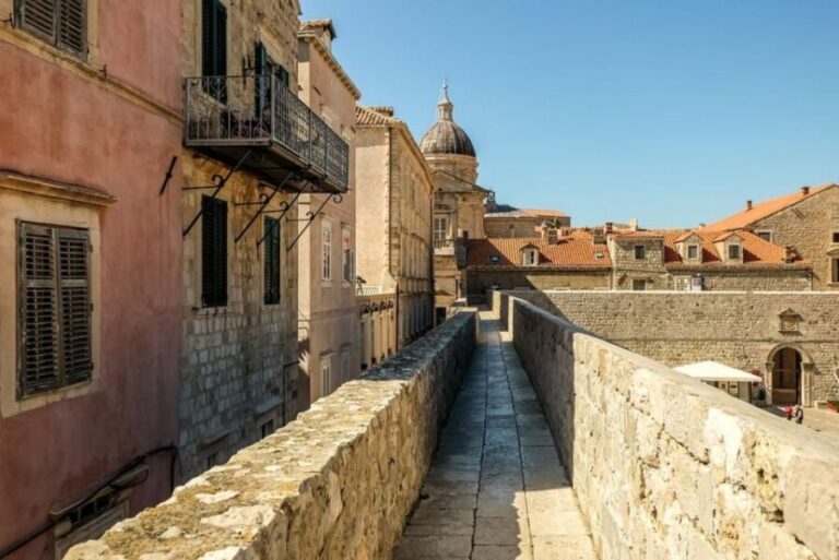 Dubrovnik: Old Town and City Walls Guided Walking Tour - Who Will Love This Tour?