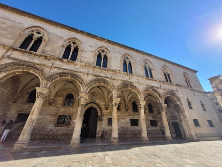 Dubrovnik: Old Town Highlights Tour with Audio Guide - How the Tour Works