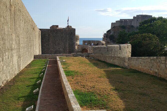 Dubrovnik Walls: Secret Tunnels of Mineta Tower & Fort Bokar - The Itinerary in Detail