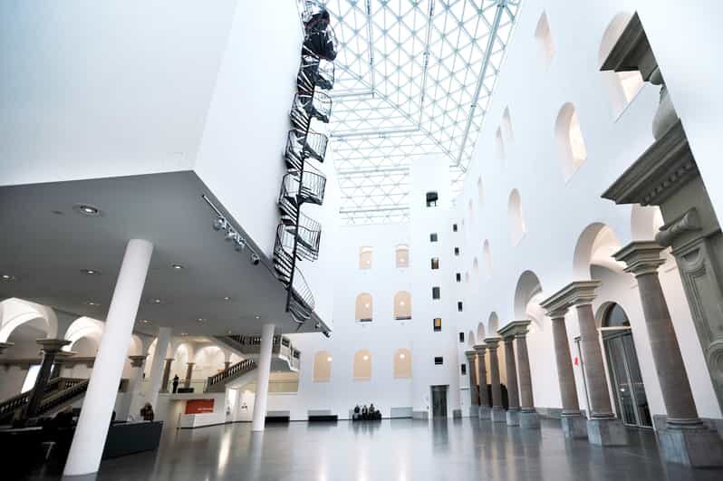 Düsseldorf: Art:walk museum pass - Deep Dive Into the Museums and the Experience