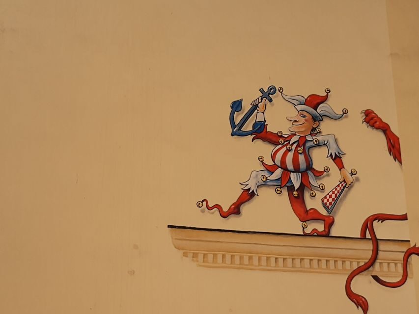 Dusseldorf: Old Town & Altbier Tour - Scenic Walk Along the Rhine