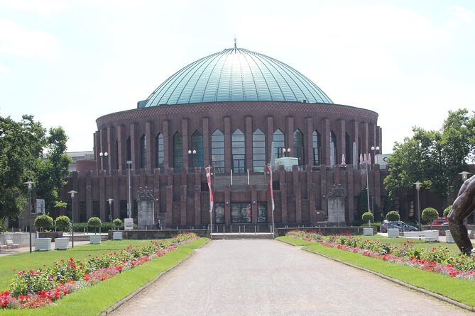Düsseldorf Segway Rhein Tour: Rhine River Experience - Practical Tips for Participants