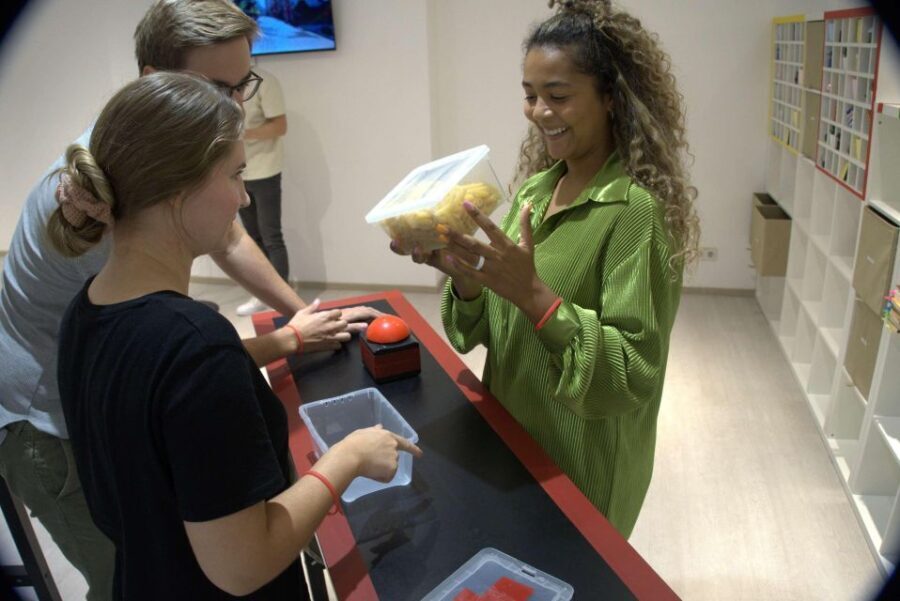 Düsseldorf: The Ultimate Team event (3 rooms - 9 games) - Inside the Game Rooms: What to Expect