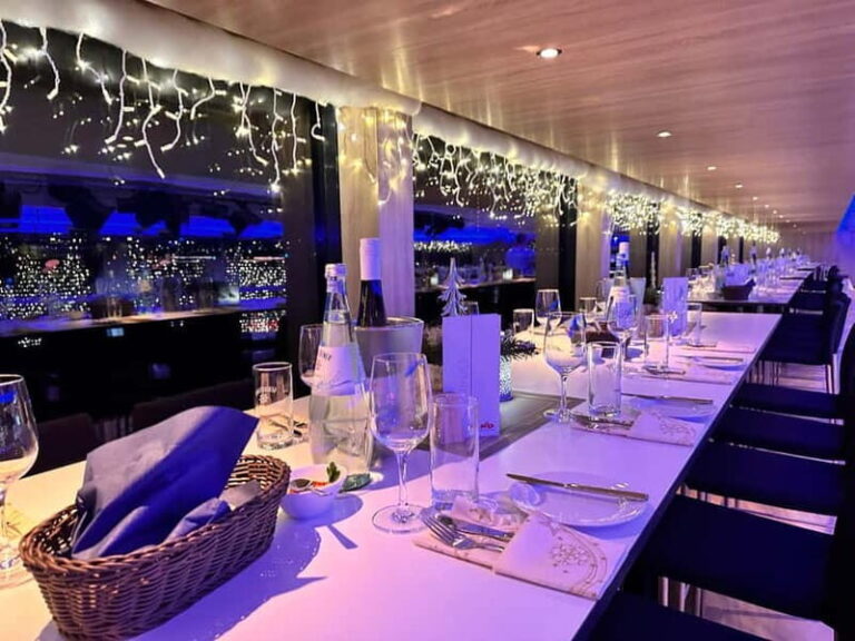 Düsseldorf: Winter Afternoon Boat Cruise on the Rhine - The Scenic Route: Düsseldorf’s Landmarks from the Water