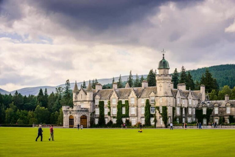 Edinburgh: Balmoral Castle and Scone Palace Royal Tour - The Value of This Tour