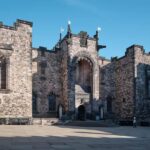 Edinburgh: Castle Guided Tour & Holyrood Palace Ticket - What Makes This Tour Stand Out?