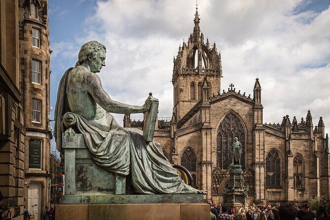 Edinburgh Castle & Royal Mile Walking Tour - Ticket Included - Who Would Love This Tour?