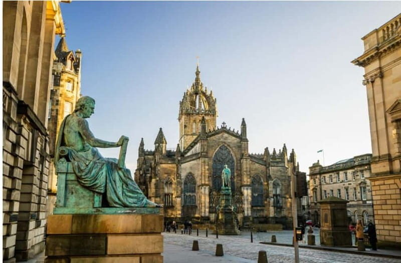 Edinburgh: Grand Historic and Literary Coach Tour - Literary Landmarks and Hidden Stories