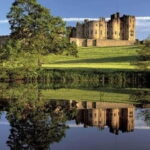 Edinburgh: Harry Potter and English Castles Tour in Spanish - Transportation and Practical Details