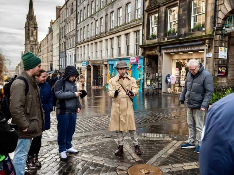 Edinburgh: Historical Gems Tour with Whisky & Local Flavours - The Authenticity and Value of the Experience