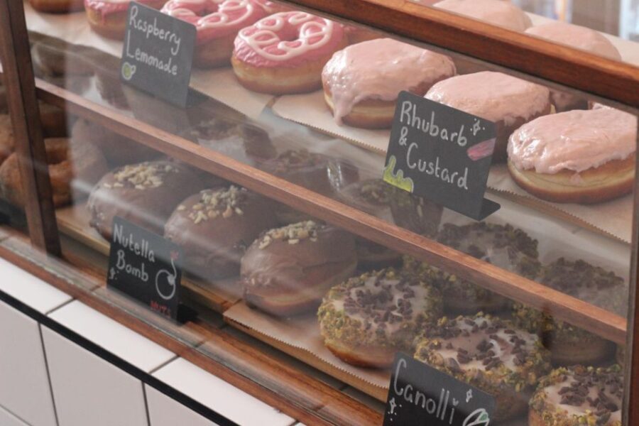Edinburgh: Holiday Donut Adventure Tour - What’s Included and What’s Not