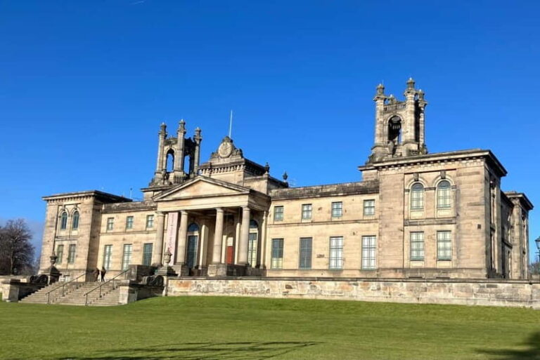 Edinburgh: New Town, Dean Village & Circus Lane Walking Tour - Discovering the Tranquil Beauty of Dean Village