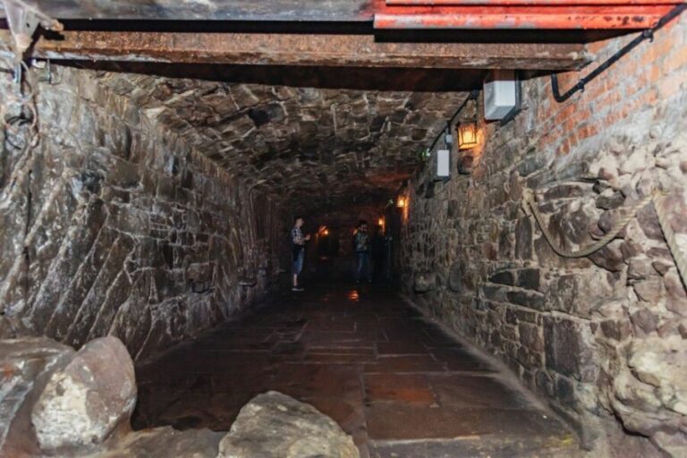 Edinburgh: Old Town and Underground Historical Tour - Why This Tour Delivers Value