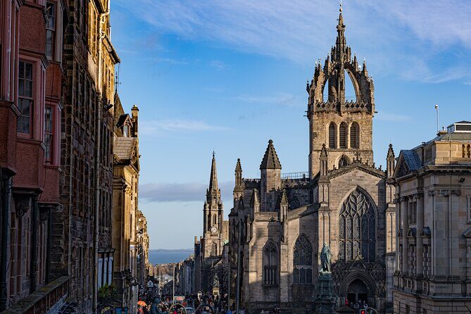 Edinburgh Old Town: Historical Guided Walking Tour - The Practical Side: What You Need to Know