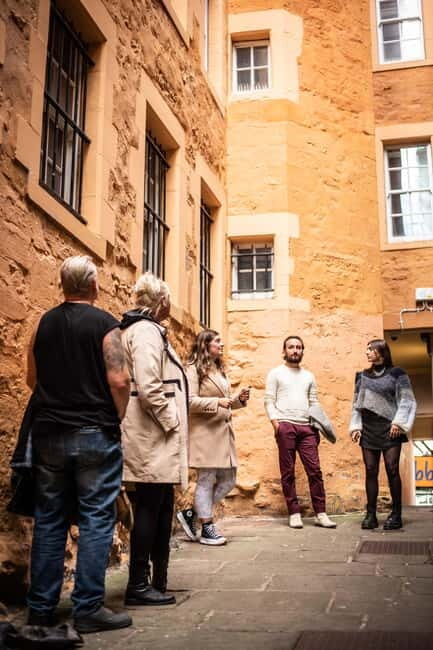 Edinburgh: Old Town Walking Tour with Castle Entry - The Grand Finale: Edinburgh Castle