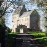 Edinburgh: Outlander and Castles Filming Locations Day Tour - What’s Included and What’s Not