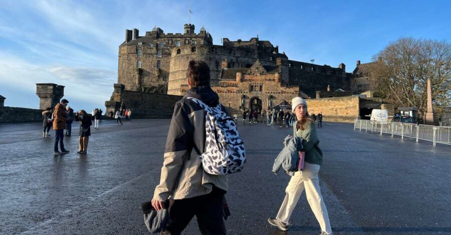 Edinburgh: Private Guided Tour of the Edinburgh Castle - What to Expect During Your Tour